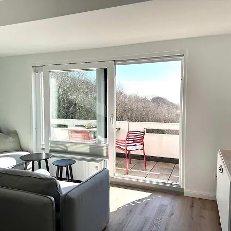 Διαμέρισμα Sky & Homes Weitblick I Helle Galeriewohnung Mit Atemberaubendem Meerblick, Erste Strandlage, Skandi-design, Sonniger Balkon