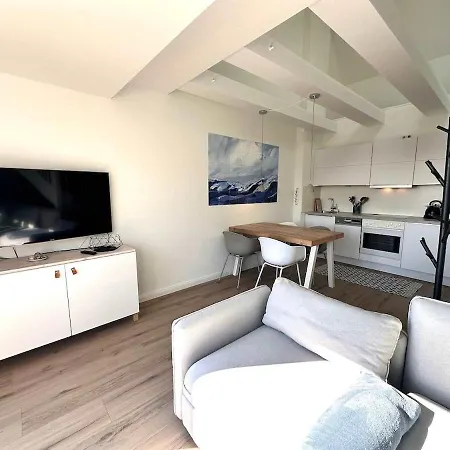 Sky & Homes Weitblick I Helle Galeriewohnung Mit Atemberaubendem Meerblick, Erste Strandlage, Skandi-design, Sonniger Balkon Διαμέρισμα